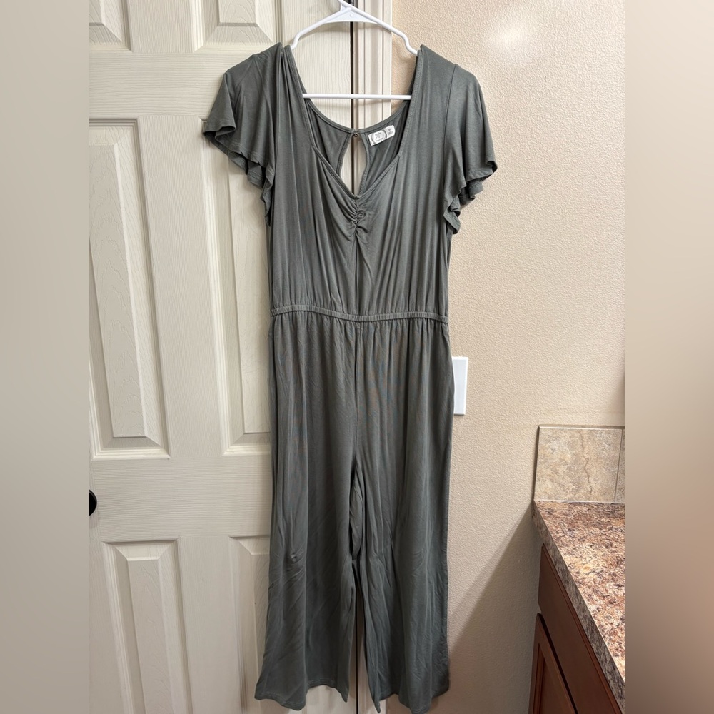 Maurices Forest Green Short Sleeve Jumpsuit